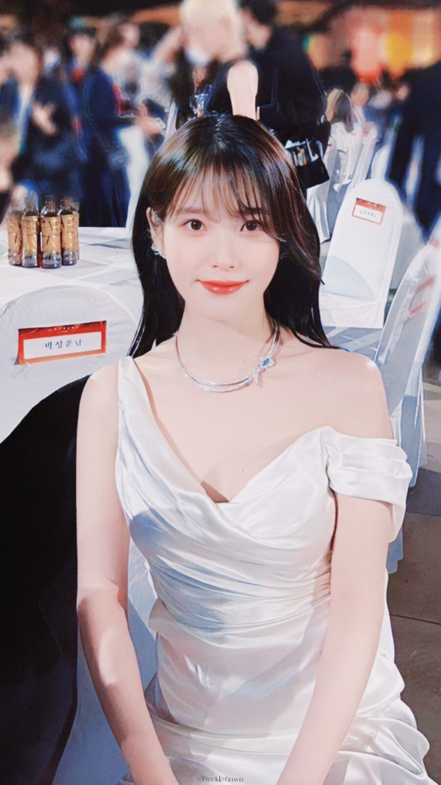 iu 壁纸