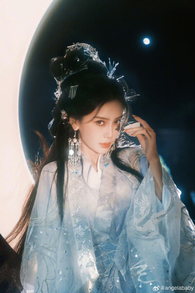 Angelababy