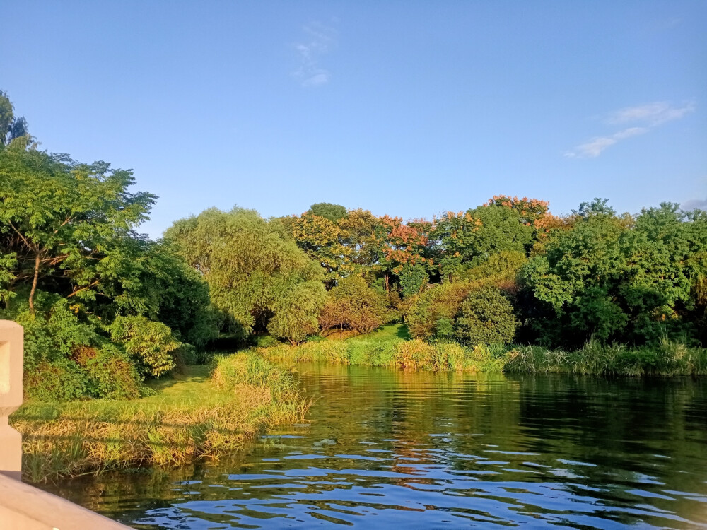 湖边风景