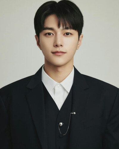 金明洙 L