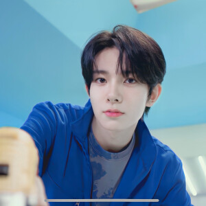 是帅哥美女们呀