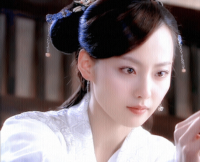 张嘉倪 | 吴素素
cr:远山微雾