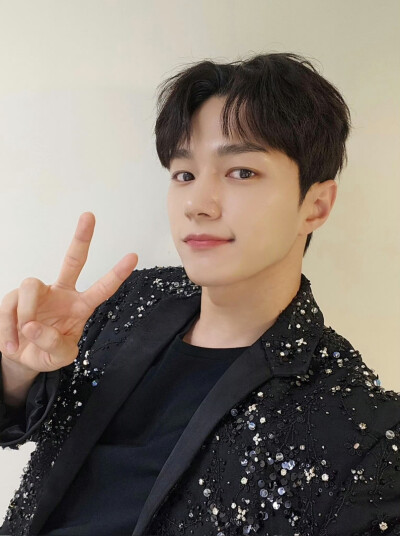 金明洙 L