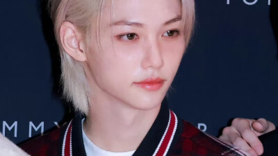 李龙馥