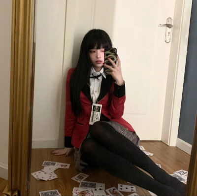 斯巴拉西哟~
蛇喰梦子仿妆
coser:周仙仙耶