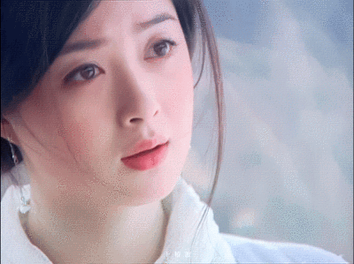 蒋欣 | 女苑
cr:千椿渡