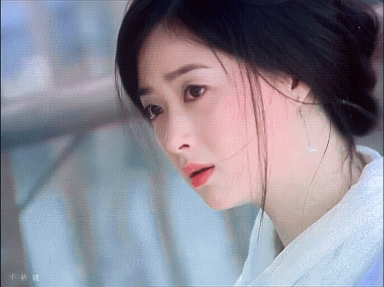 蒋欣 | 女苑
cr:千椿渡