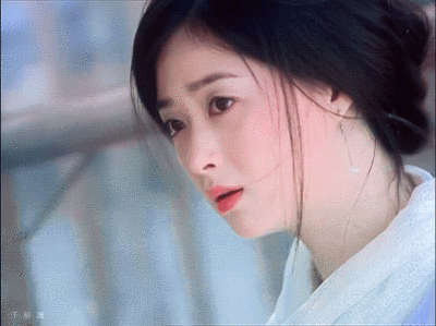 蒋欣 | 女苑
cr:千椿渡