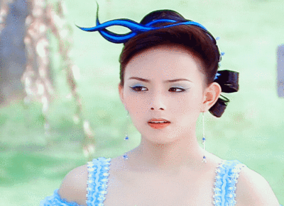 曹艳 | 蓝儿
cr:远山微雾