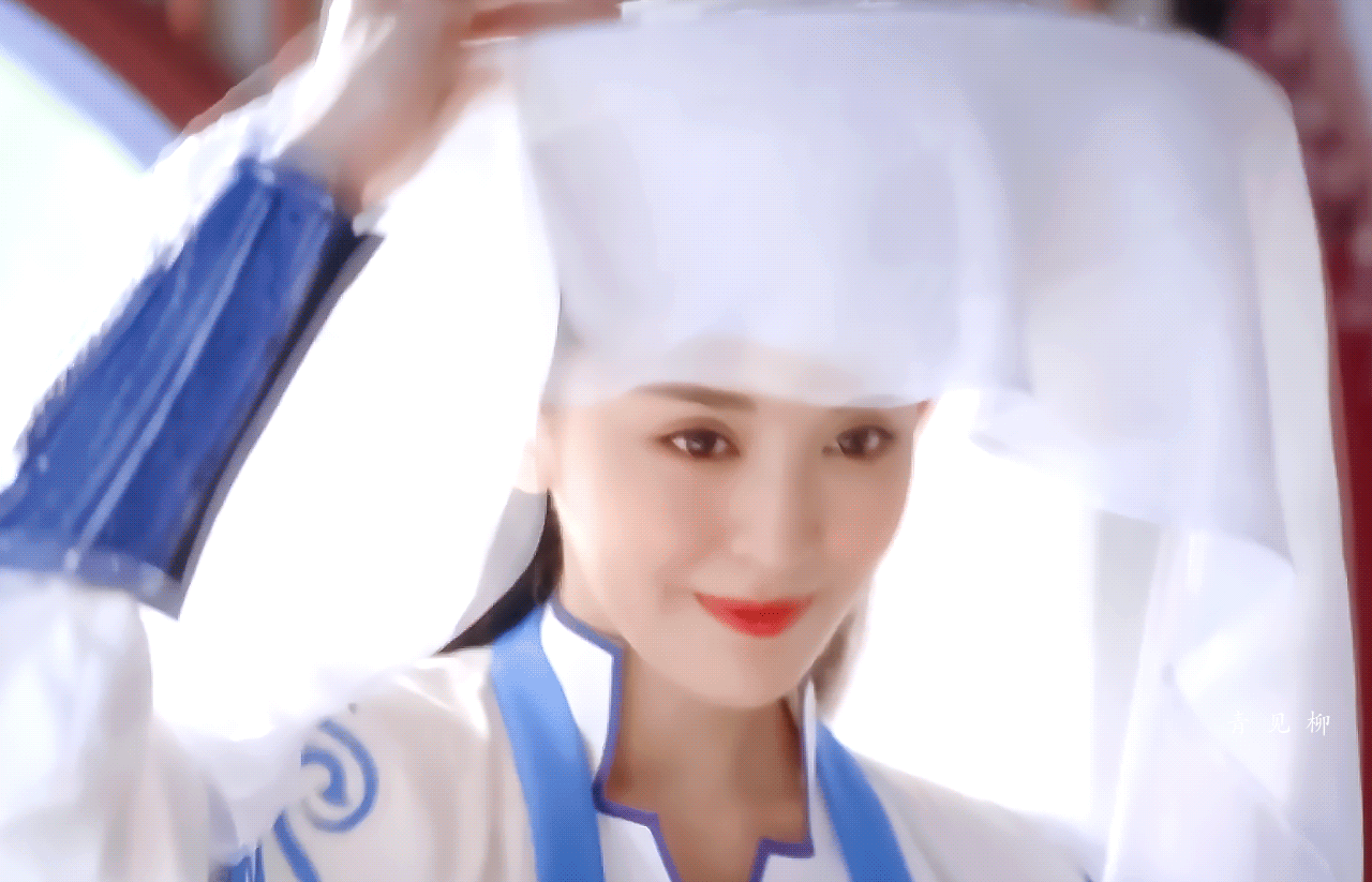 古力娜扎 | 徐有容
cr:青见柳