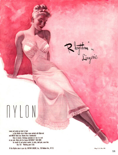 美国的Rhythm Lingerie睡衣品牌在1940-50年代的广告，如舞者般轻盈而优雅的感觉。 ​​​