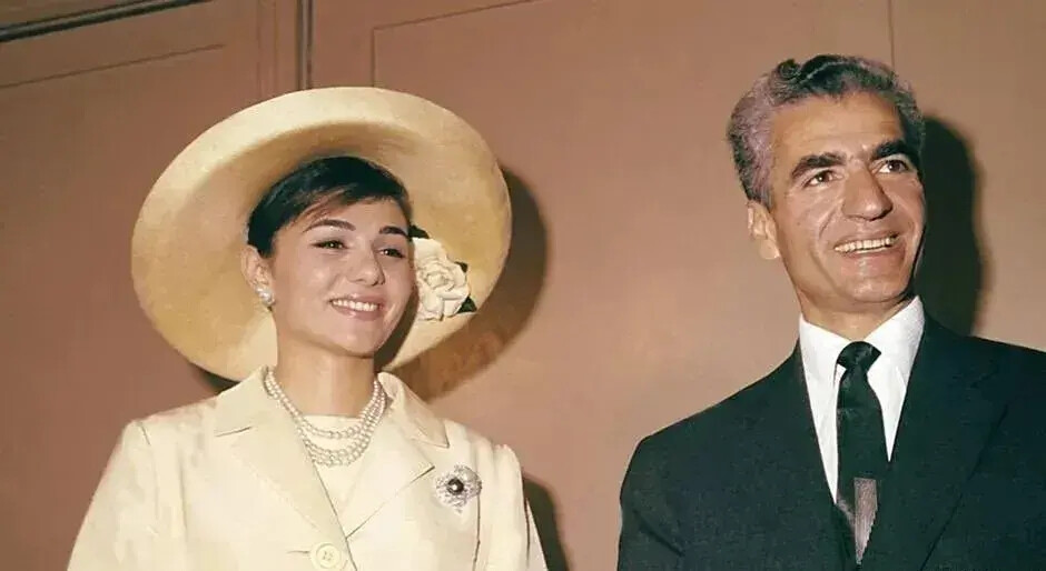 伊朗末代王后法拉赫