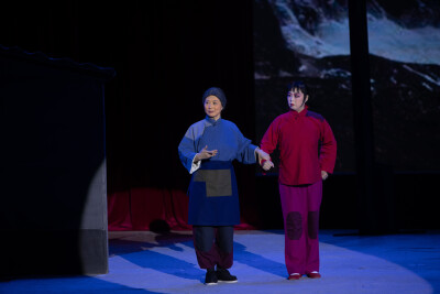 鸡西艺术发展中心演出现代京剧《红灯记》 李奶奶、鸠山