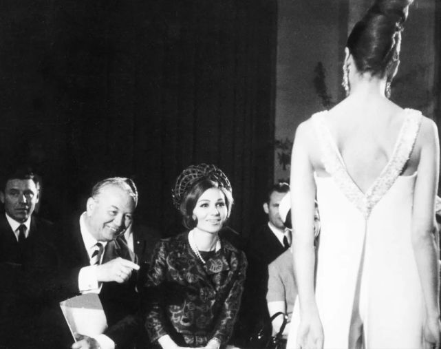 伊朗末代王后法拉赫