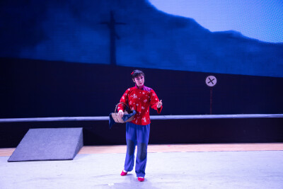 鸡西艺术发展中心演出现代京剧《红灯记》李玉和、李铁梅