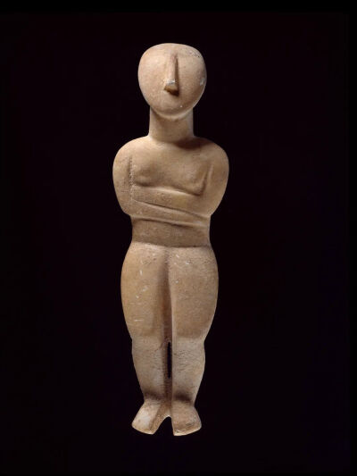 《基克拉迪女性肖像》（Cycladic Figure），大理石，高30cm，公元前2800-2300年 ©Ashmolean Museum, University of Oxford