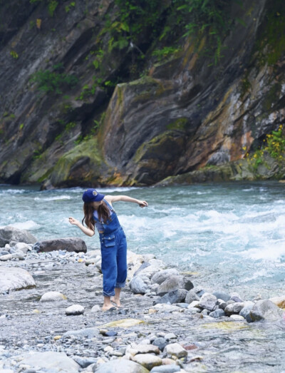 来吧 一起拥抱大自然，享受成都周边的美景
摄影：爱生活的空心菜