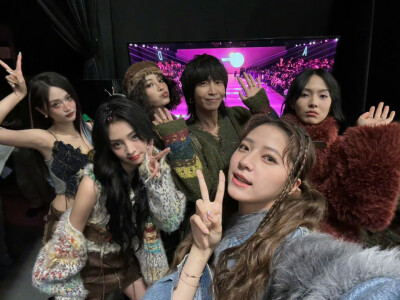 周洁琼 吴宣仪 许佳琪 欧阳娣娣 韩旭 赵佳丽