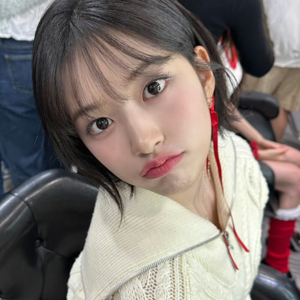 安宥真
张元英
直井怜