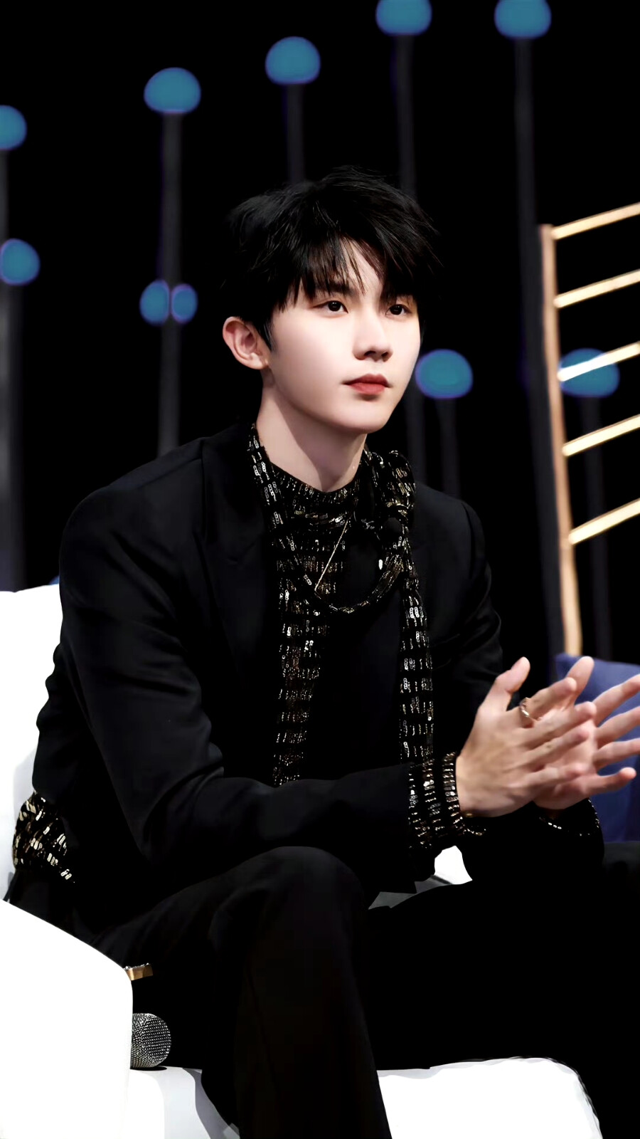 小马在我们的歌第五季大杀四方啦
图来自wb