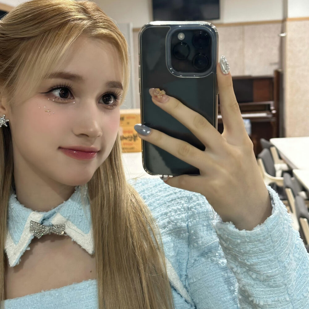 休宁巴伊叶
宁艺卓