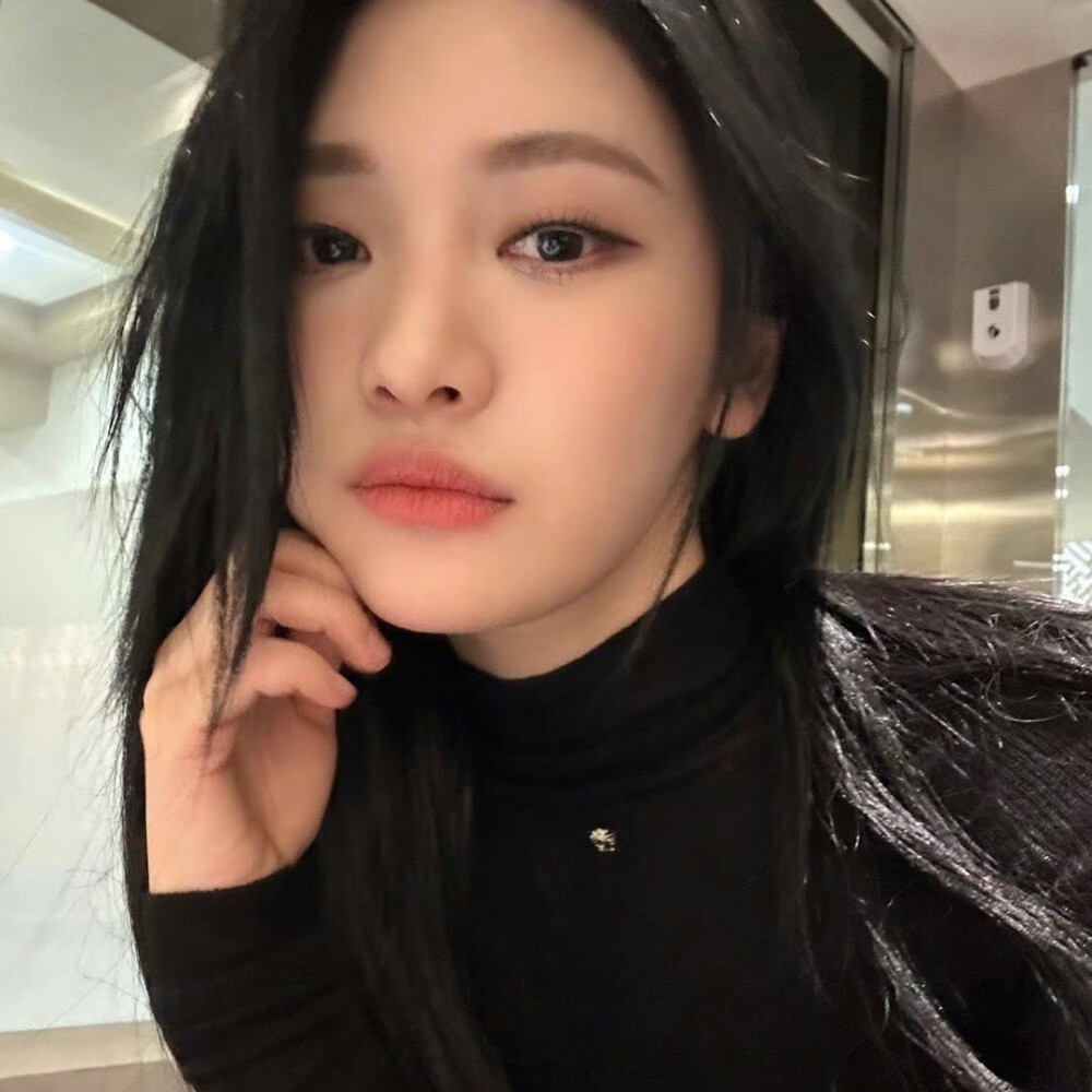 休宁巴伊叶
宁艺卓