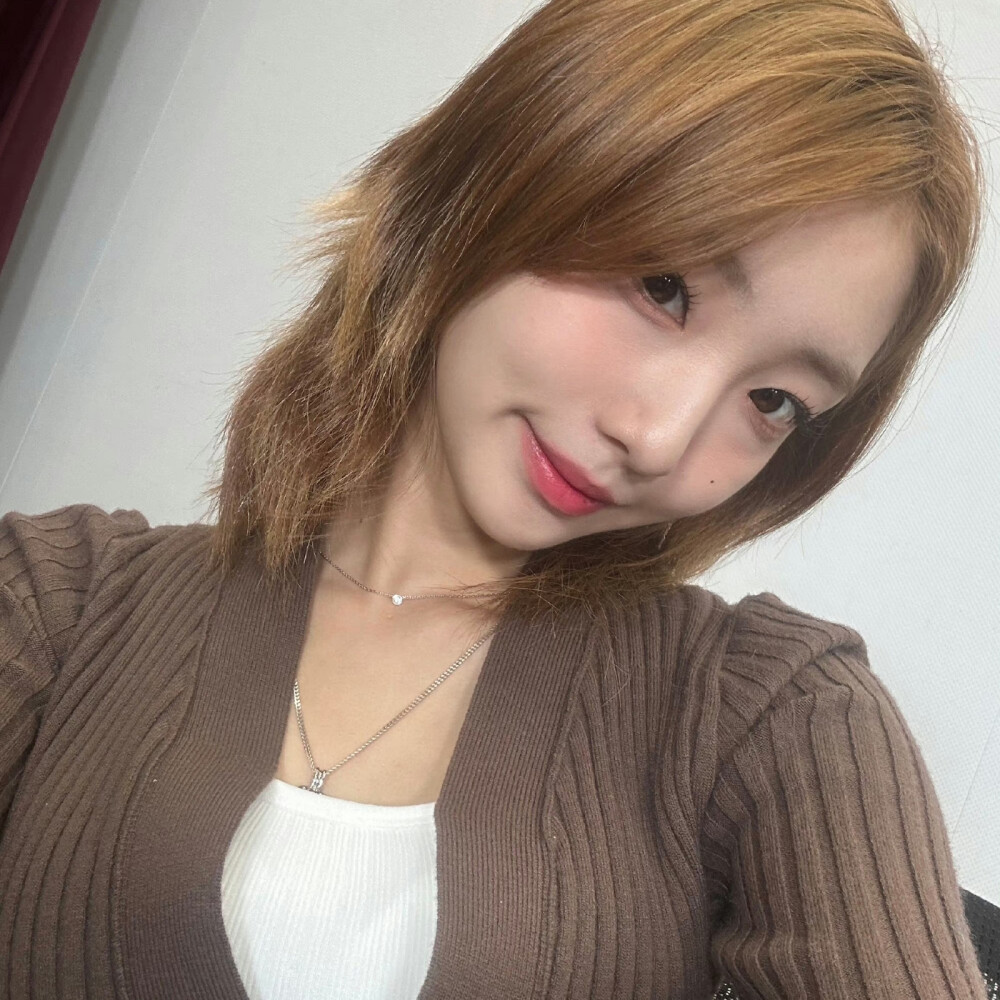 李露朵
林汝真