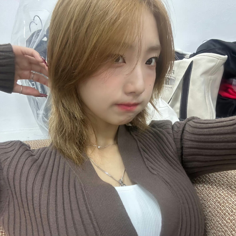 李露朵
林汝真