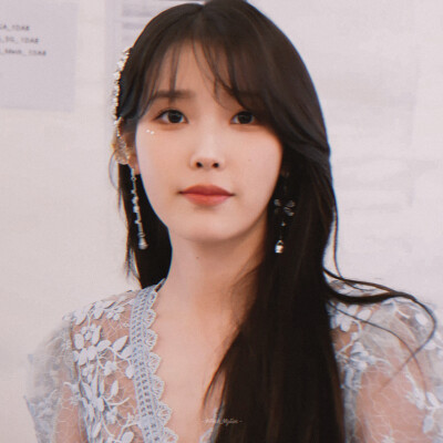 IU
爱你的每个模样