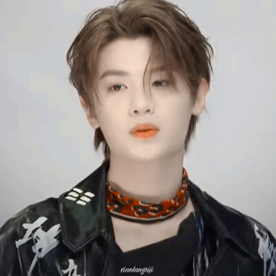 黄明昊
cr.斯莱特林不知名巫师