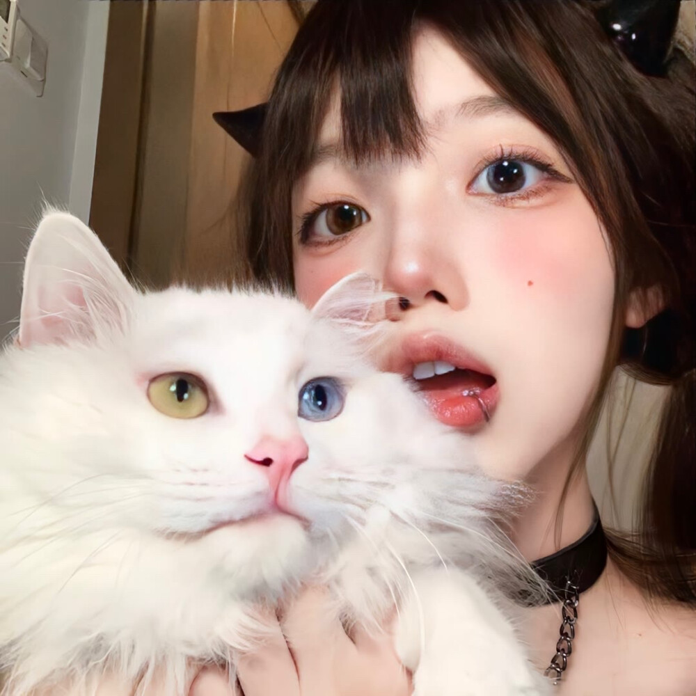  ᰔᩚ：很哇塞的高清女头像 ᰔᩚ
ʚ ：背景软萌纯欲淑女氛围ɞ
@小栀音 