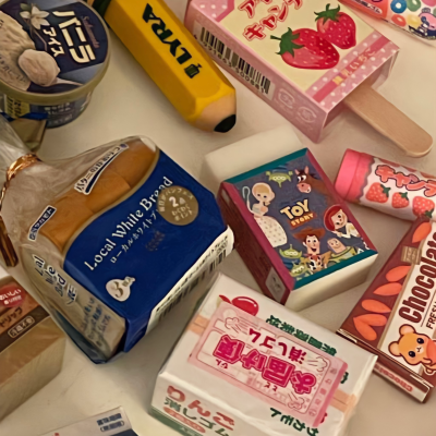 背景｜文案
来时不惧风雨，去时何谓人言。