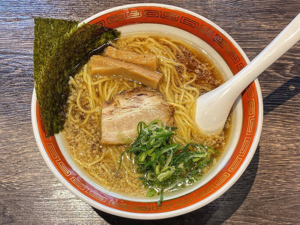 東京 節骨麺たいぞう 葛西店 拉面 豚骨汤