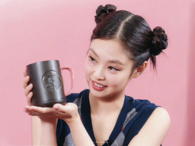 金智妮Jennie 星巴克联名