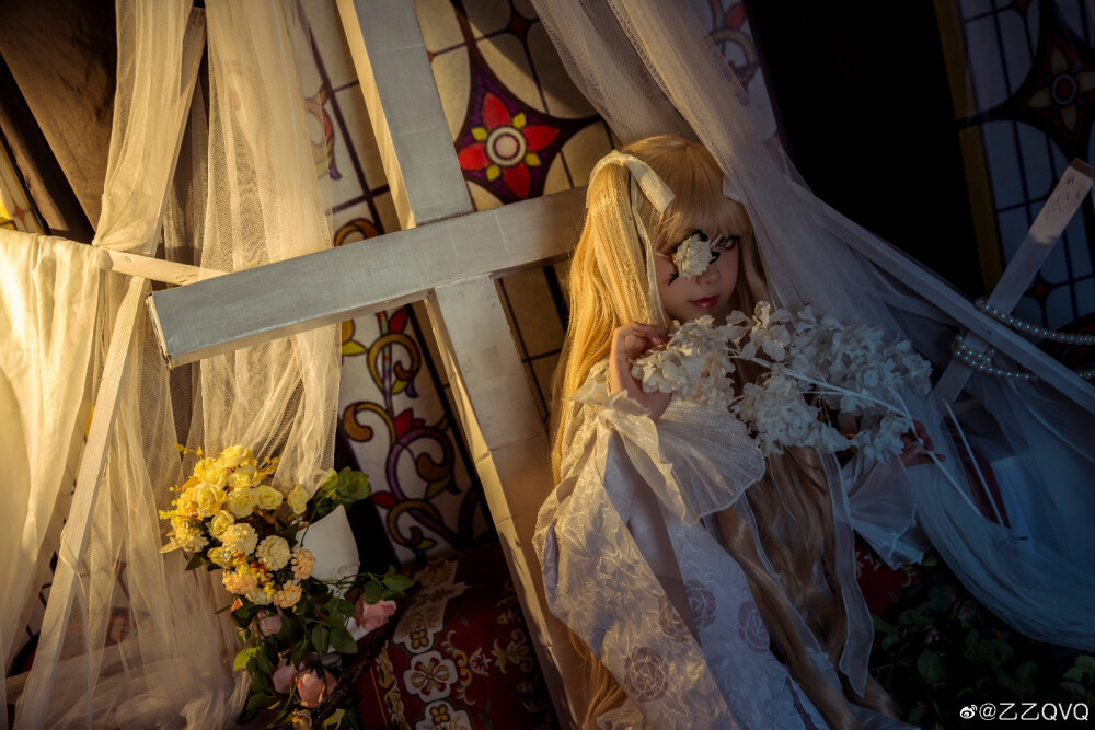 蔷薇少女/coser
雪华绮晶
CN：乙乙QvQ