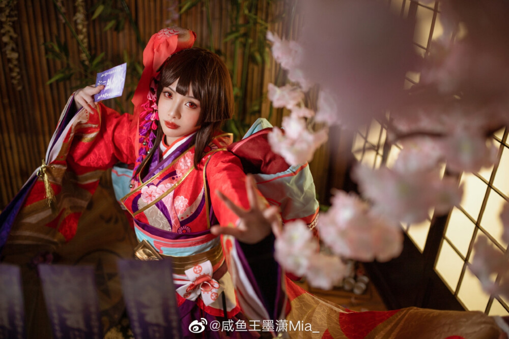 阴阳师/coser
神乐
CN：咸鱼王墨潇