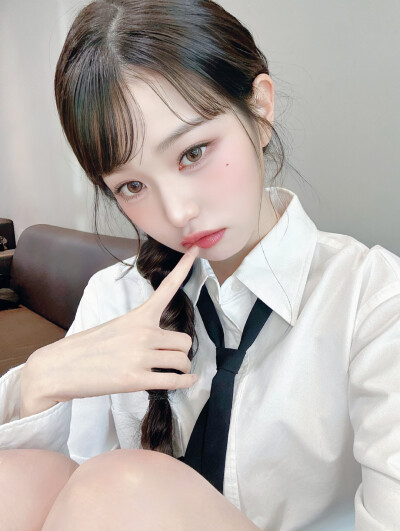 张元英||女头||二改二传注明徐嗲