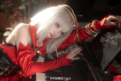 宿命回向/coser
命运
CN：咕噜宝TAKA