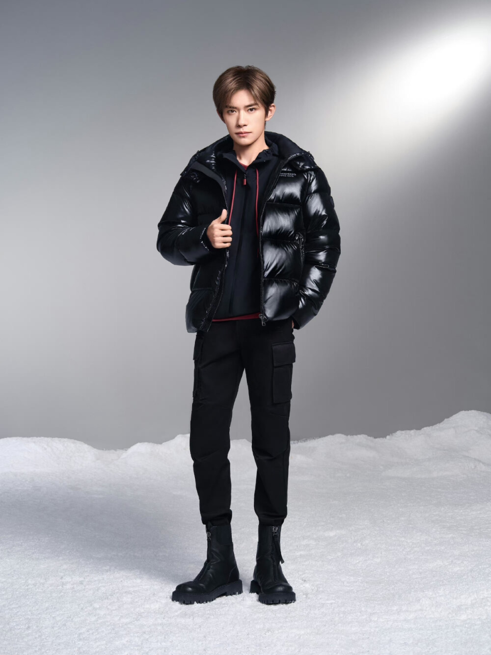 易烊千玺波司登品牌代言人