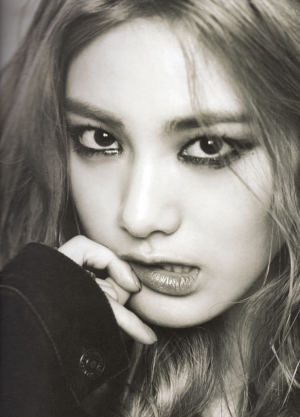 记录一些女豆妆容细节