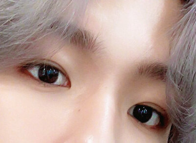 如何拥有同款漂亮的内双