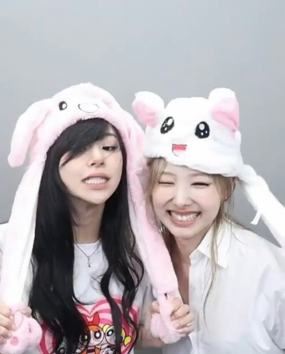 林娜琏孙彩瑛