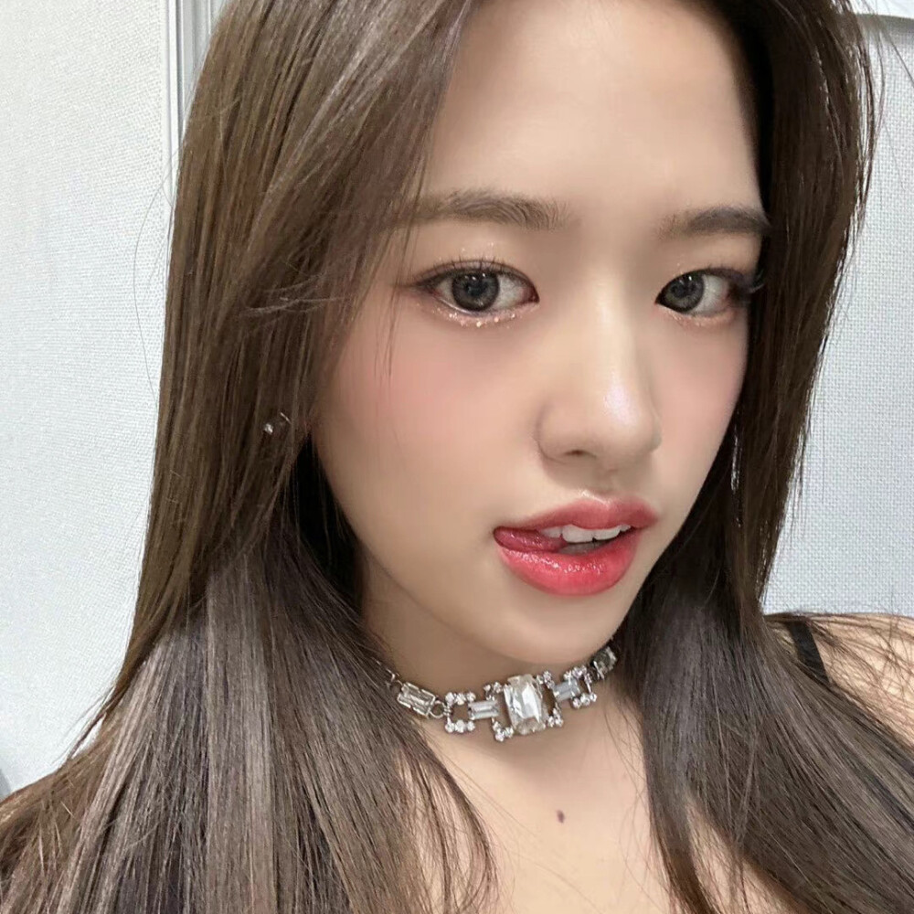 安宥真 の 头像