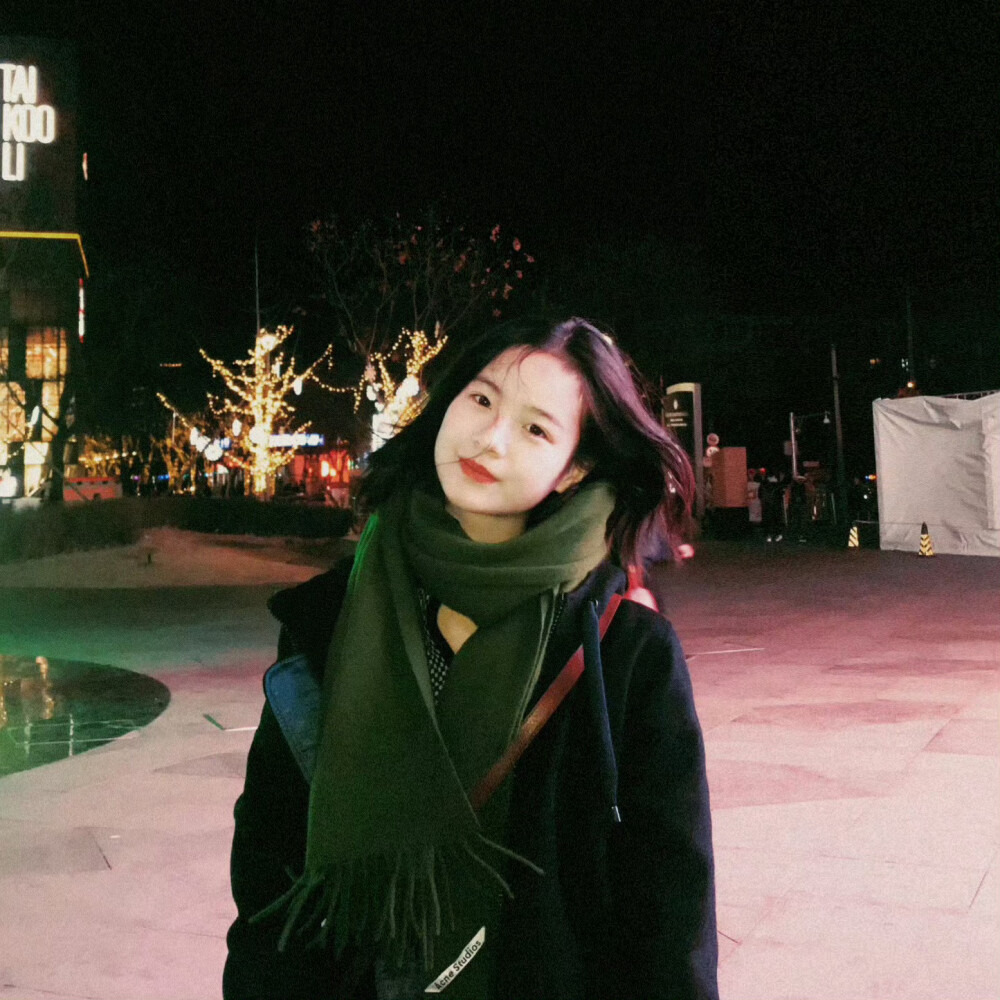 李庚希 の 头像