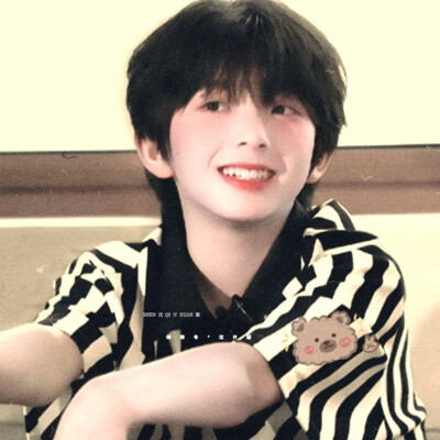 ʚ•⚇•ɞ(小猪叹气)ᐝPiglet=⚇="唉哟~