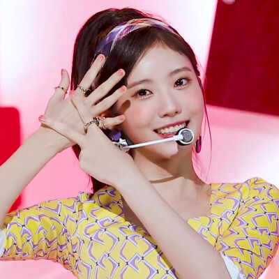 李露朵可以