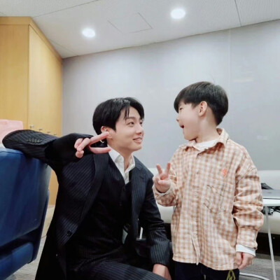 231122
hobumsong ins更新柾国相关