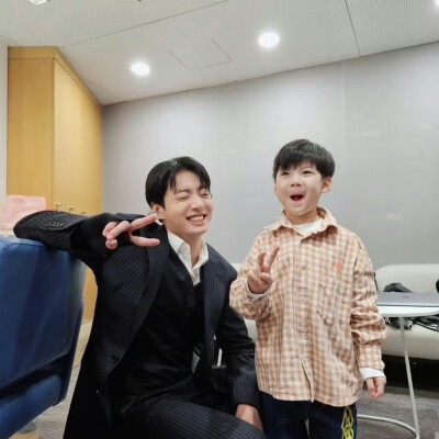 231122
hobumsong ins更新柾国相关