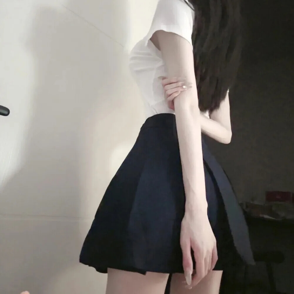 部位女头
喜欢点赞关注收藏