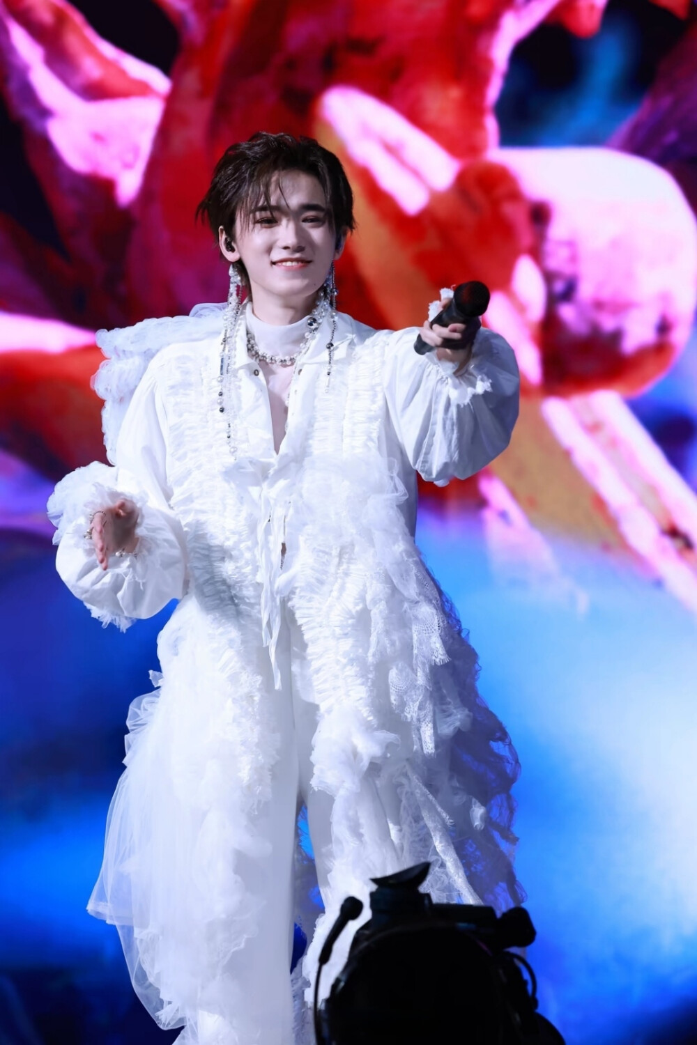 宋亚轩澳门演唱会